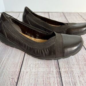 Easy Spirit Brown Slip On Shoes 8